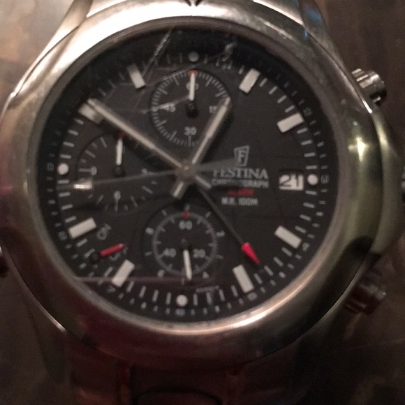 Festina men’s stainless steel watch - Picture 2 of 4